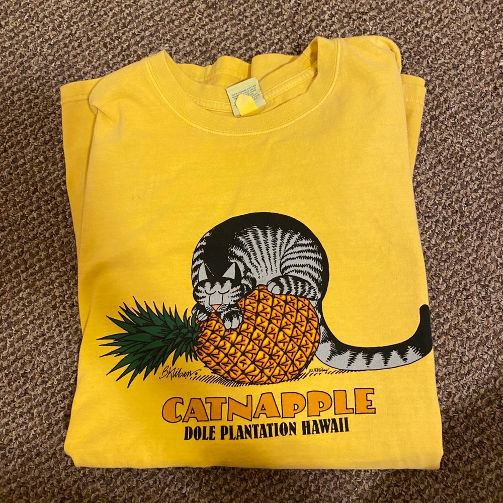 Catnapple long sleeve tee!